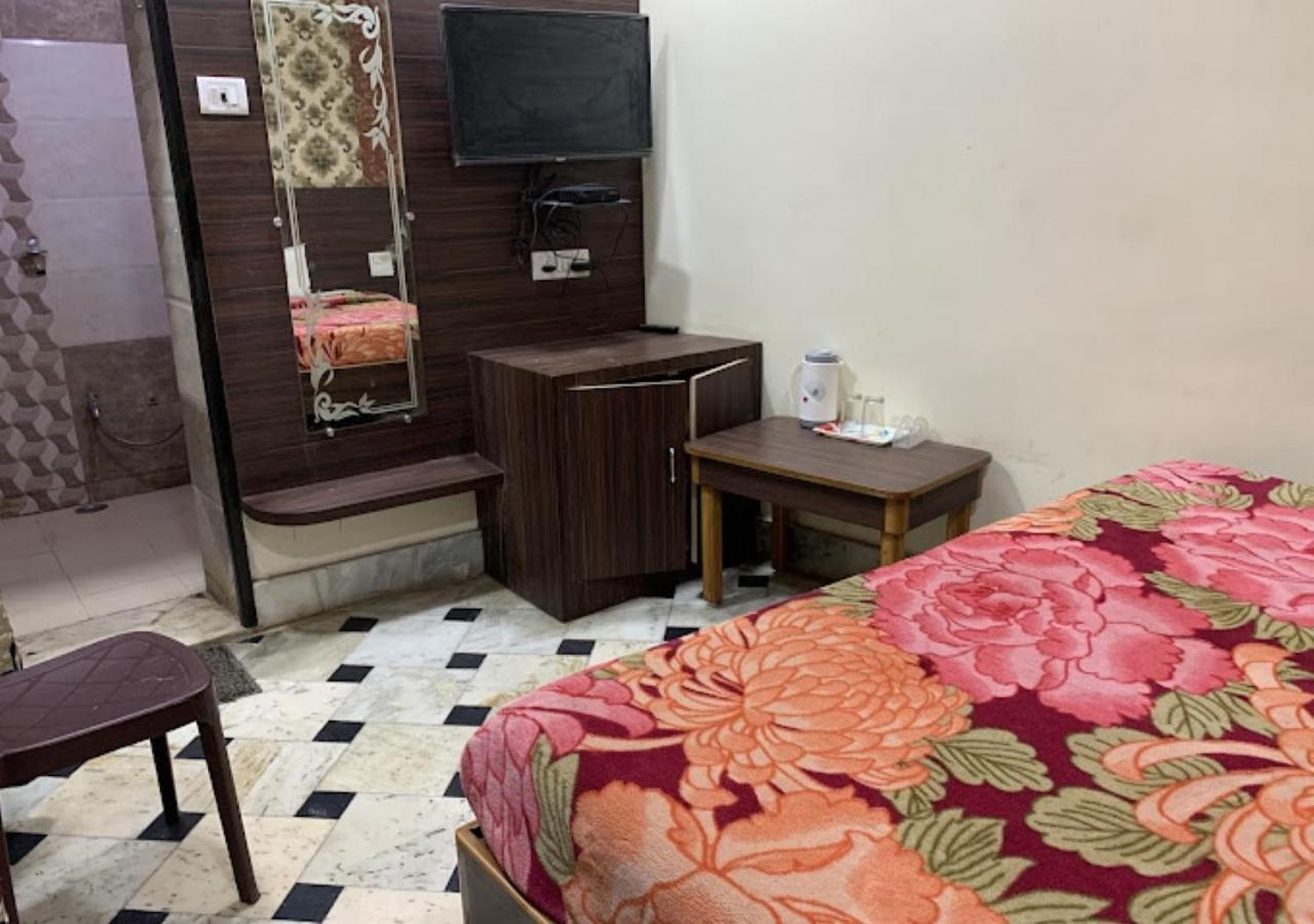 Liberty Guest House Varanasi Exterior photo
