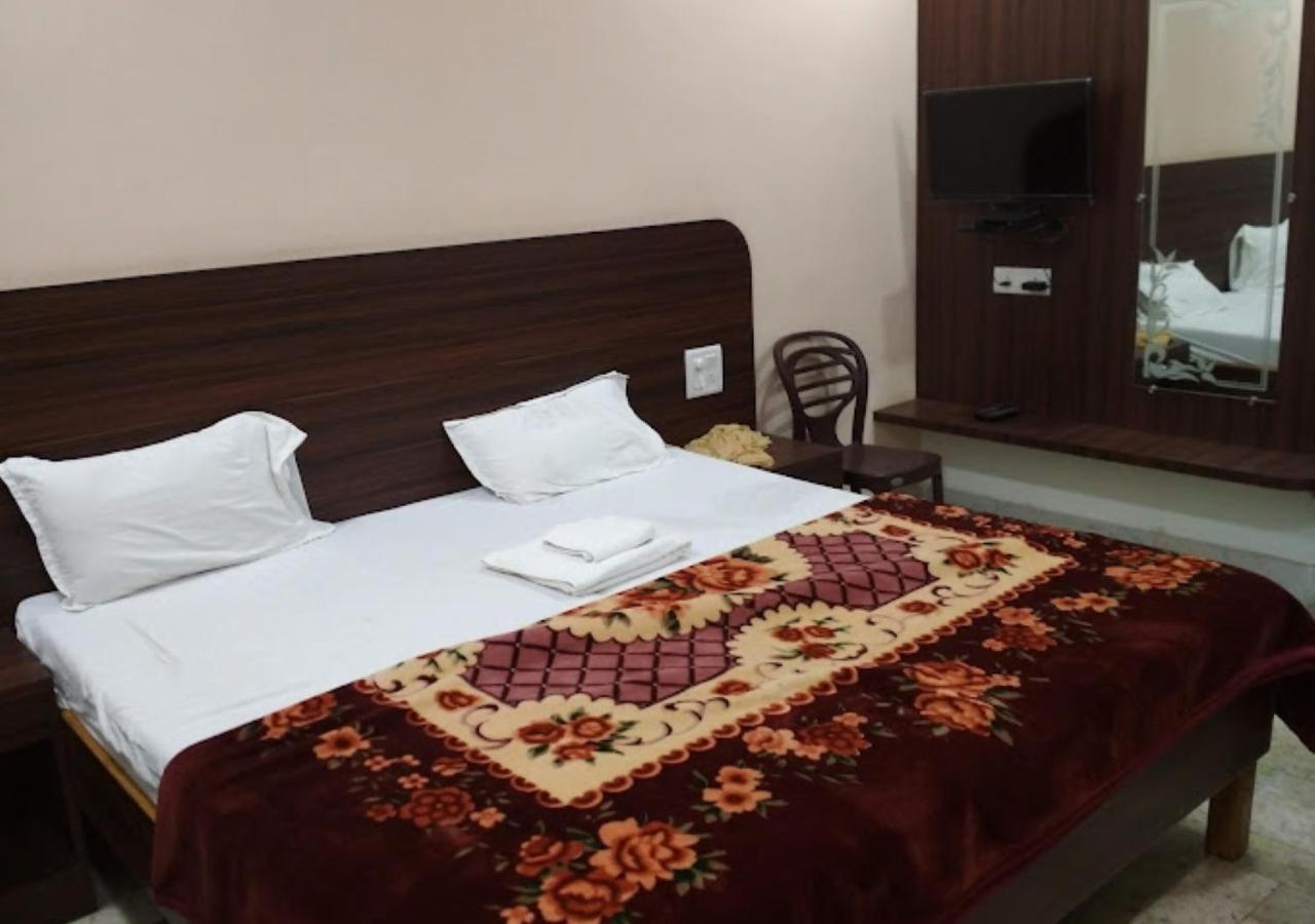 Liberty Guest House Varanasi Exterior photo