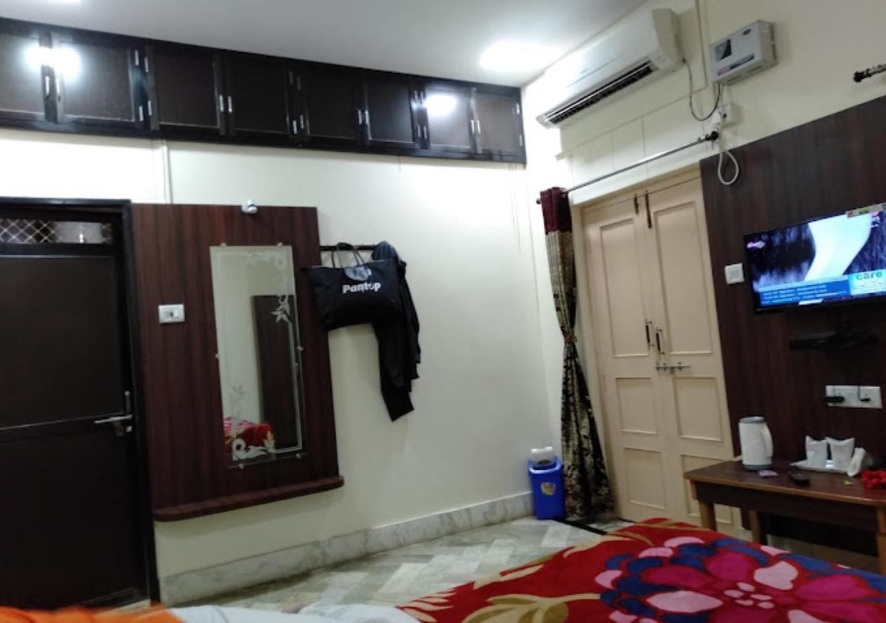 Liberty Guest House Varanasi Exterior photo